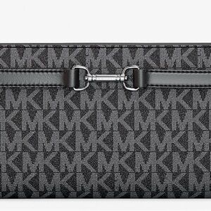 Michael Kors Signature Logo Carson Wallet